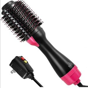 Blow dryer brush
